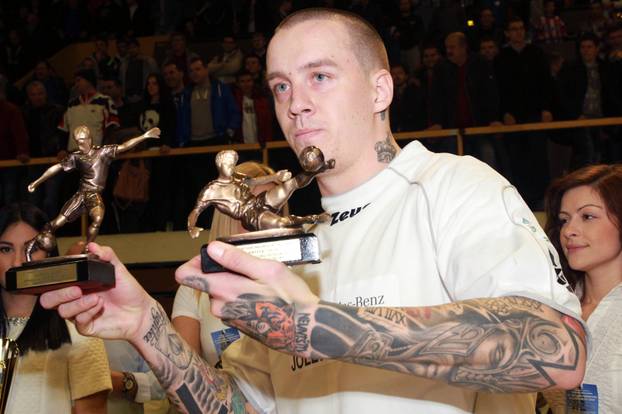 Split: Odr&zcaron;an malonogometni turnir 4 kafi?a - Memorijal Dino Petrinovi?