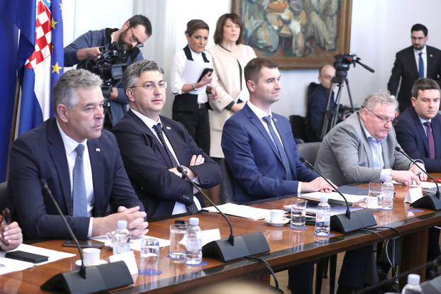Zagreb: Rasprava o iskazivanju povjerenja Davoru Filipoviću