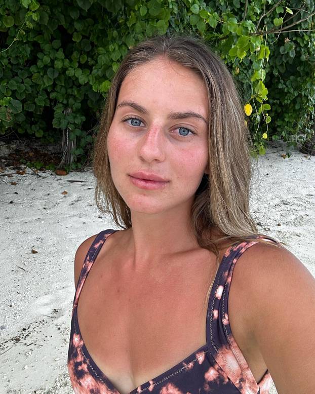 FOTO Udružila se sa Srpkinjom za najljepši teniski par. Fanove često časti golišavim fotkama