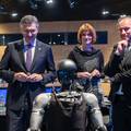 FOTO Prvi hrvatski humanoidni robot nasmijao je Plenkovi&cacute;a