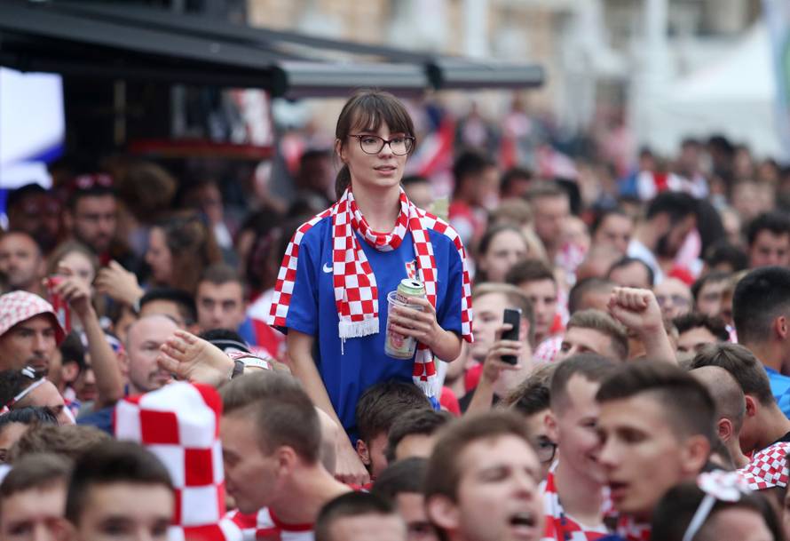 Idemo u finale! Ludnica na ulicama, cijela Hrvatska gori