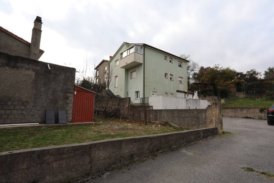 Viškovo:  Jedna mrtva osoba, a druga teško ozlijeđena pronađene u stanu