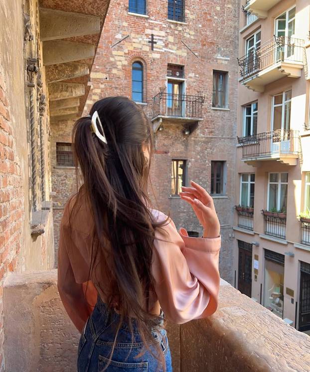 FOTO Julia je osvojila srce hit dinamovca. Godinama su skupa