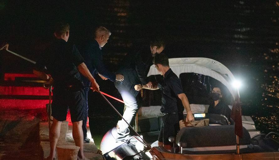 Pjevač grupe U2 Bono Vox sa suprugom stigao u Dubrovnik