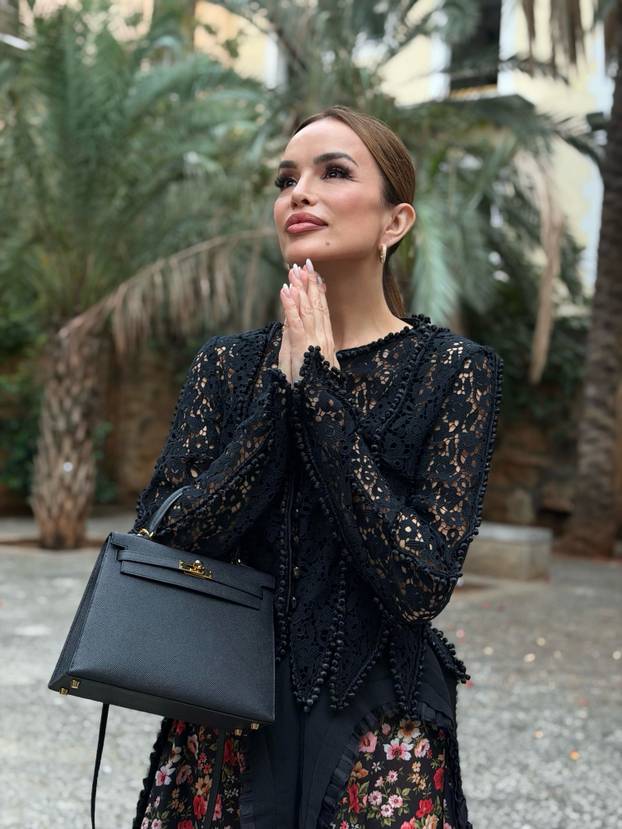 FOTO Severina opet putuje: Evo gdje je sada i što je odjenula za izlazak: 'Predivno stvorenje!'