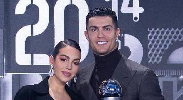 Od prvog susreta do zaruka: Kako je prodavačica Georgina osvojila srce Cristiana Ronalda?