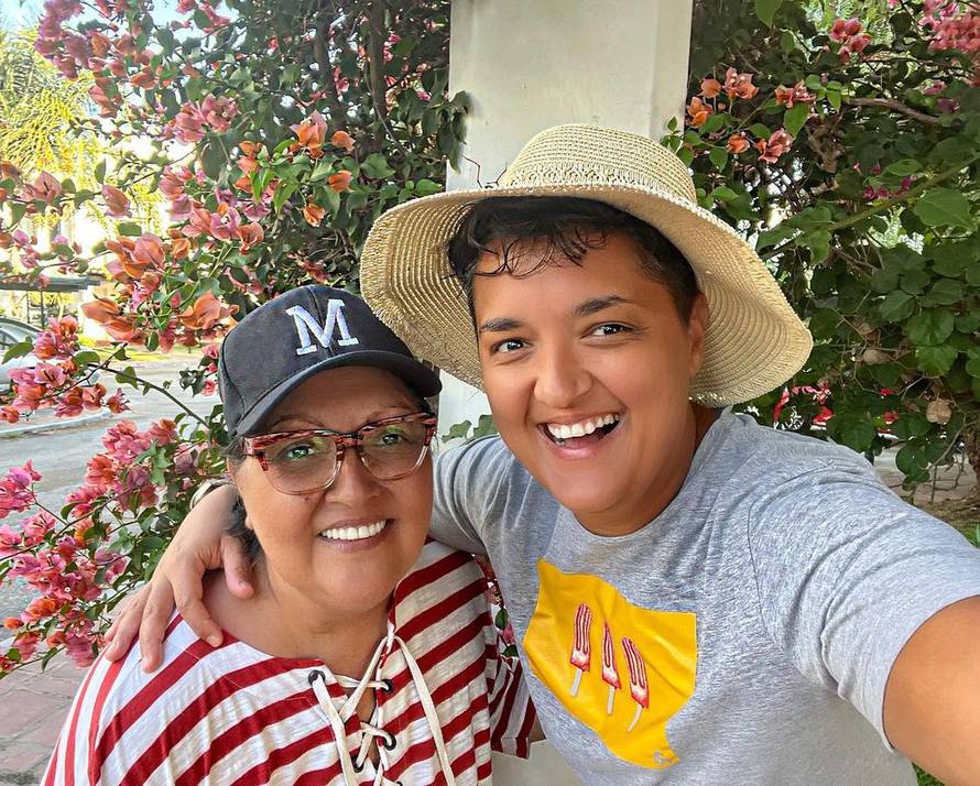 Marija Šerifović objavila rijetku fotografiju s majkom: 'Verica Šerifović i njeno ludo mladunče'