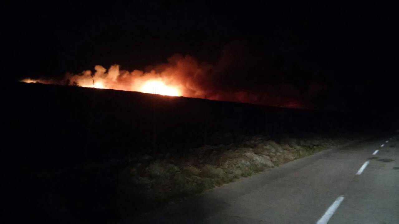 Kod Šibenika spasili kuće, gori kod Šestanovca, na Marjanu...