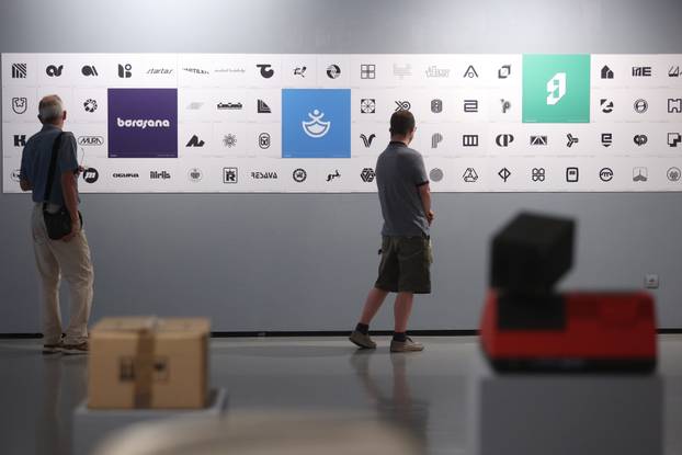 Rijeka: Izložba "Yugo.Logo" u galeriji Kortil