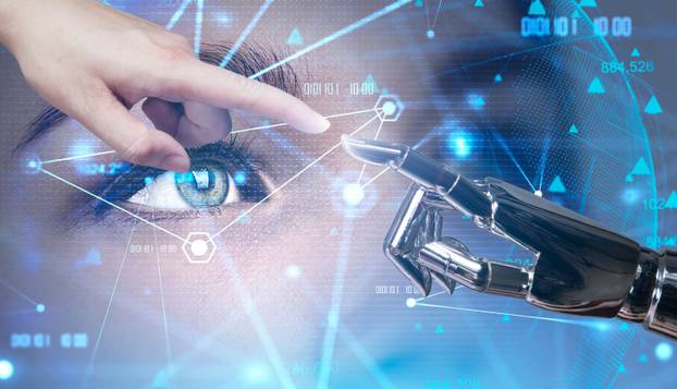 FOTO Tvrdi da je vremenski putnik iz 2582.: 'Svijet uranja u tamu, histerija i panika se šire'