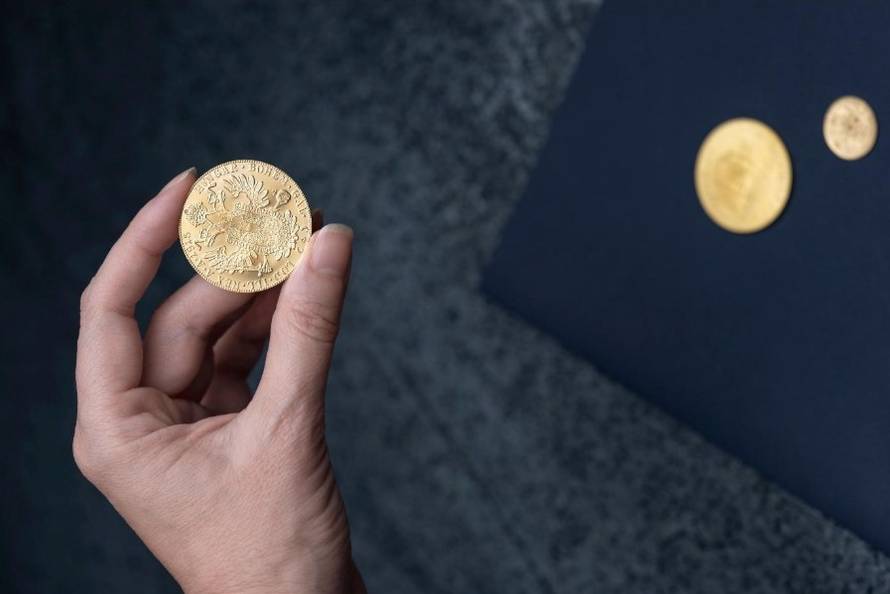 Potražnja za zlatom nikad veća: Kako započeti s ulaganjem i na što pripaziti?