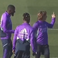 Modrić je suigraču pokazao srednji prst na treningu Reala