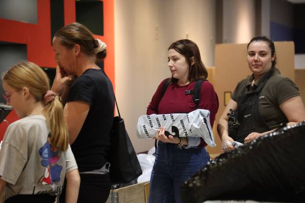 Trgovina "izgubljenih" paketa stigla je i u Split