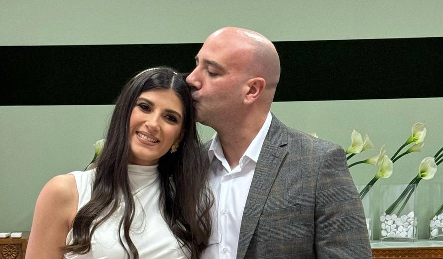 Marko Jelavić i njegova supruga dobili su dijete: 'Rodija se sin'