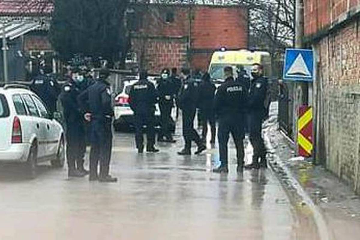 Policija jutros kruži, ali tu vlada zavjet šutnje: Kozari Putevi su u strahu, napadači još u bijegu...