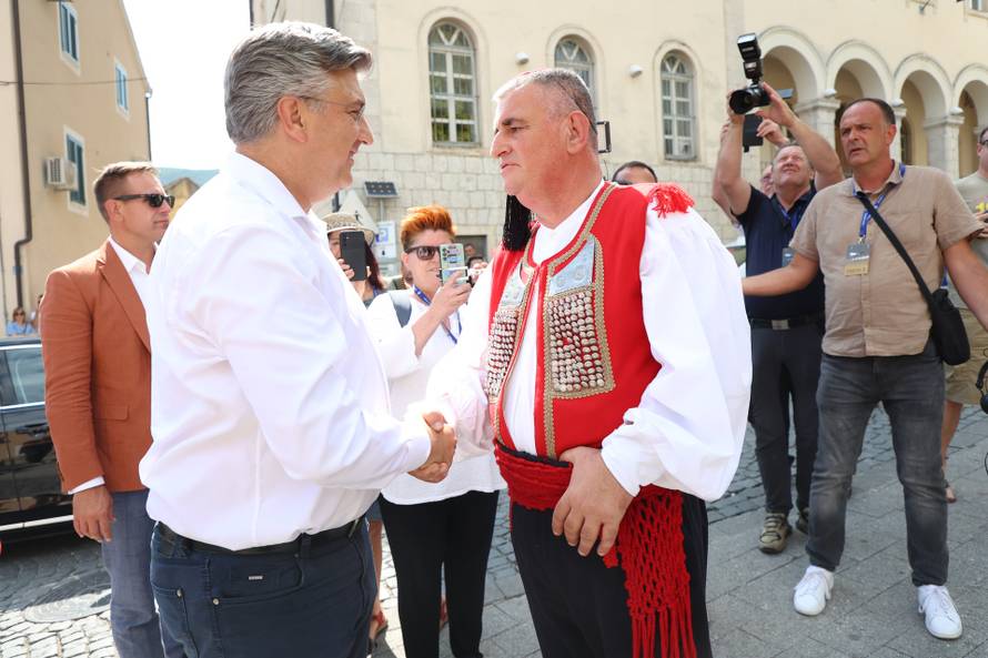 Sinj: Premijer Andrej Plenković s ministrima na 309. Sinjskoj alci