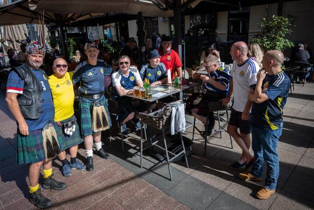 Zagreb: Grad prepun navijača uoči večerašnje utakmice