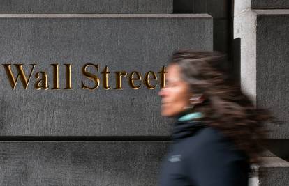 Wall Street pao na najniže razine u godinu dana