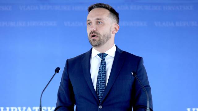 Zagreb: Ministar Marin Piletić komentirao je ubojstvo u Novskoj