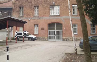 BiH: Zatvorenik se objesio u WC-u zeničkog zatvora