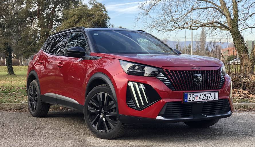 Testirali smo Peugeot 2008: Redizajnirani mali SUV nije samo obični gradski šminker