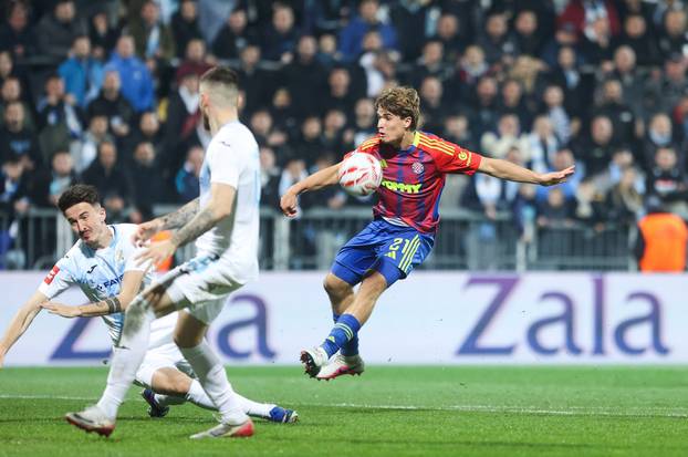 Susret Rijeke i Hajduka u četvrtfinalu Hrvatskog nogometnog kupa