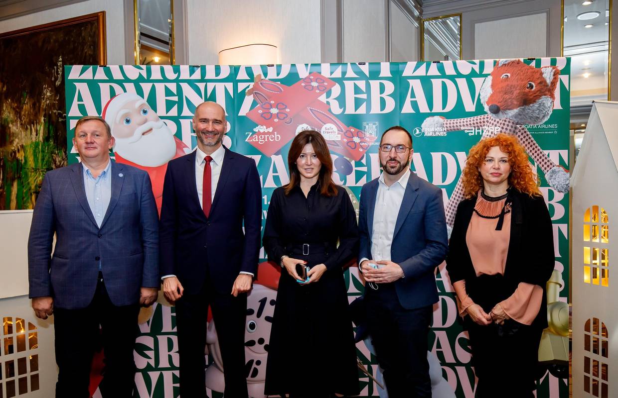 Advent u Zagrebu u hibridnom obliku, a od 70 kućica grad uprihodio preko tri milijuna