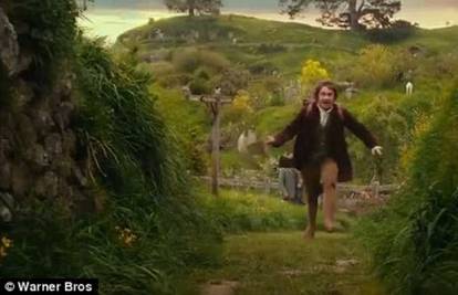 Pogledajte kako se Bilbo bori s brojnim goblinima i trolovima 