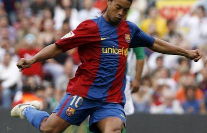 Ronaldinho u Barceloninom izlogu već u siječnju?