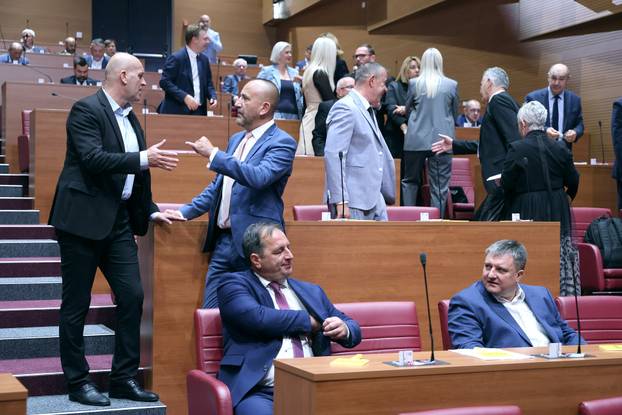 Zagreb: Pocela 7. sjednica Hrvatskoga sabora