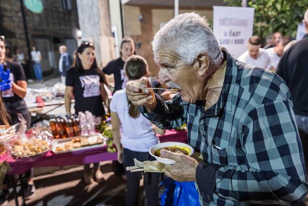 Vrgorac:  Održana 25 Biklijada napitak koji se pravi od Kozijeg Mlijeka i mladog Vina