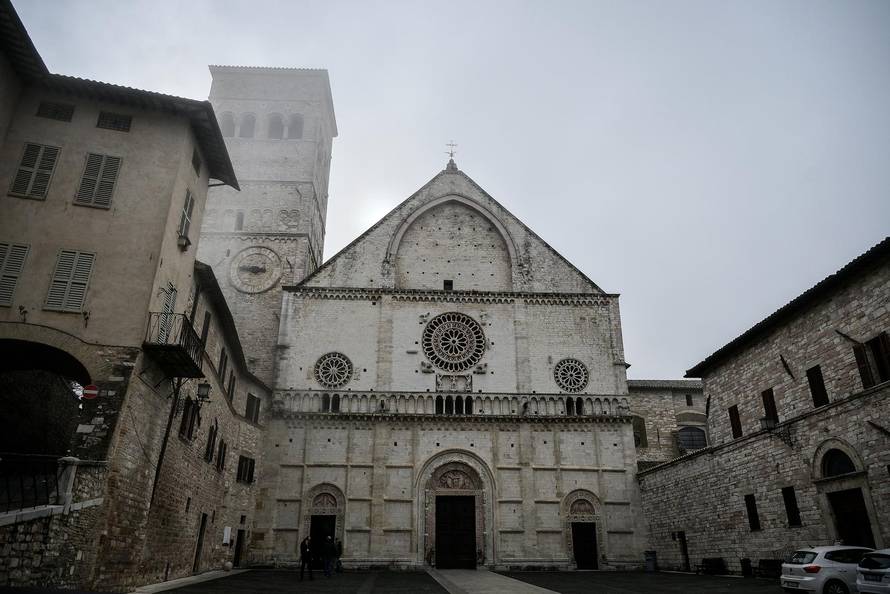 24sata Mnogobrojni hodočasnici pohodili su grad Assisi povodom obljetnice smrti Franje Asiškog