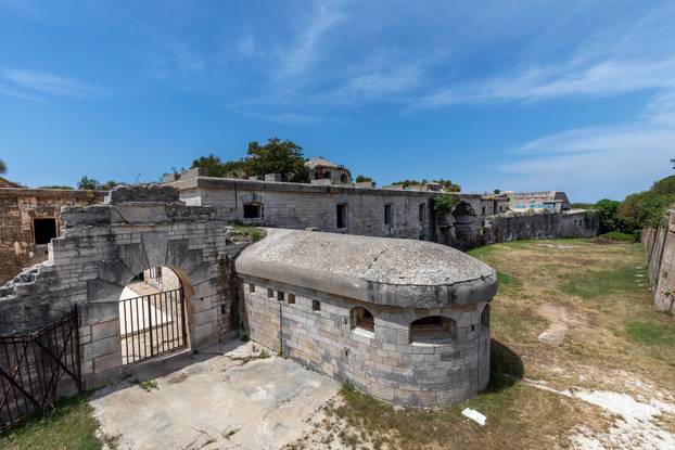 Naselje Barbariga ljeti je pravo 'turističko utočište' za uživanje