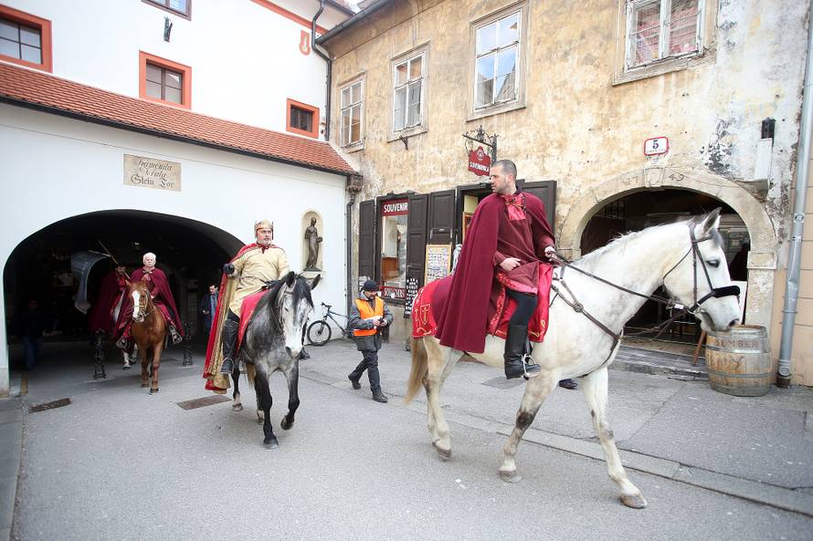 Moćni kralj Tomislav projahao Zagrebom s Kravat pukovnijom
