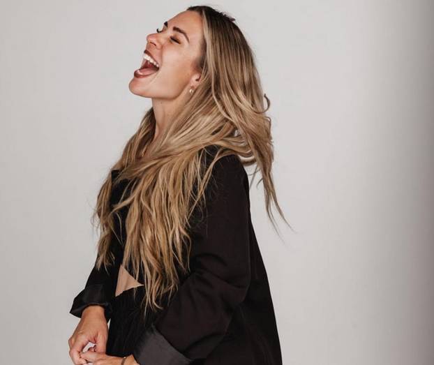 Majka dala otkaz u banci zbog zarade na internetu: 'Prijavili su policiji da ugrožavam djecu'