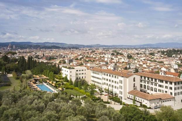 Nekadašnji internat u renesansnoj vili gostima nudi kapelu i kazalište