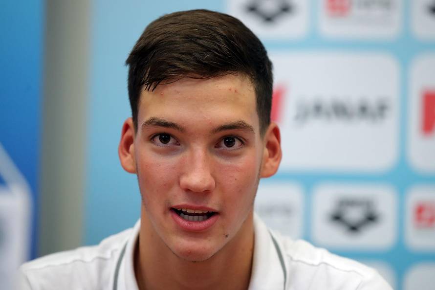 Zagreb: Svjetski juniorski prvak Franko Grgic na konferenciji za medije