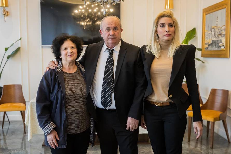 Split: Konferencija za medije Željka Keruma na kojoj je predstavio kandidata za lokalne izbore