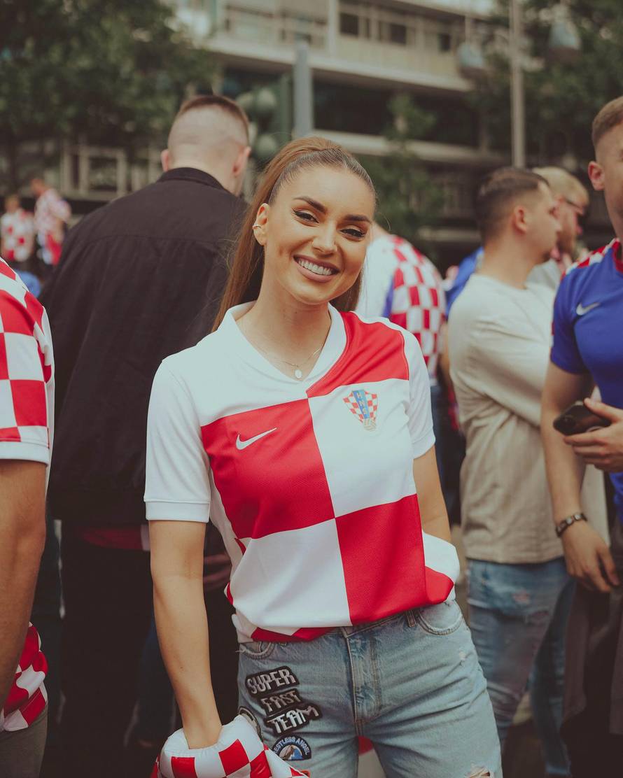 Hercegovku iz 'Zvezda Granda' napali su zbog dresa 'vatrenih': 'Ne vidim koga sam uvrijedila?'