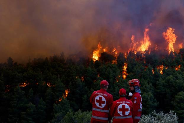Wildfire in Krio Pigadi