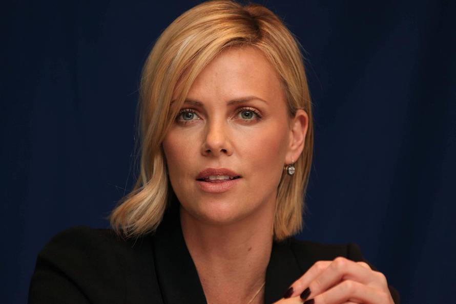 Benoni: 7.8.1975. ro?ena Charlize Theron