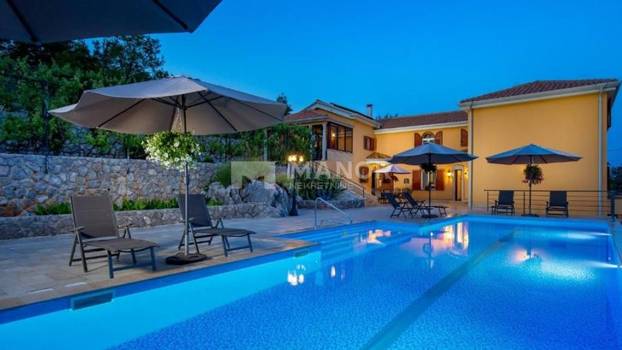 FOTO Dvije vile u Opatiji odišu luksuzom: Pogledajte tek kakav dizajnerski namještaj imaju!