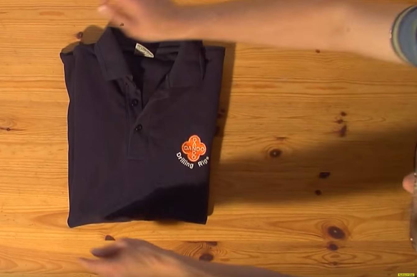 Super brzo: Trik kako složiti majicu za manje od 2 sekunde