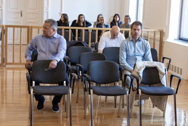 Osijek: Nastavljeno suđenje braći Mamić i drugima za izvlačenje novca iz Dinama