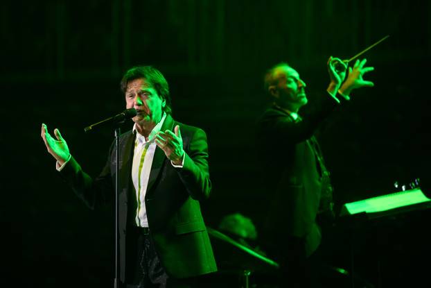 Zdravko Čolić održao je koncert u Areni Zagreb