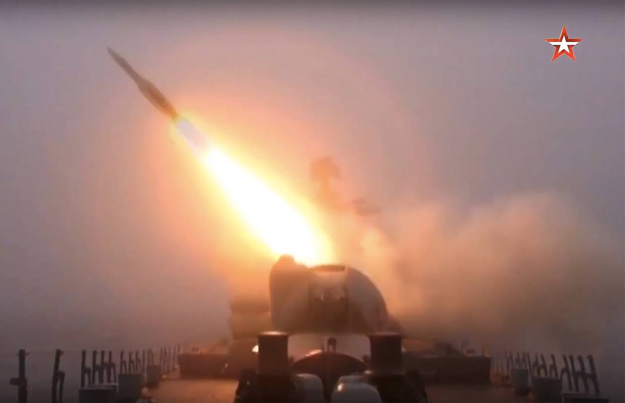 Ukrajina na  udaru: Rusija nas je napala s 81 projektilom. Trećinu tih raketa mi ne možemo srušiti