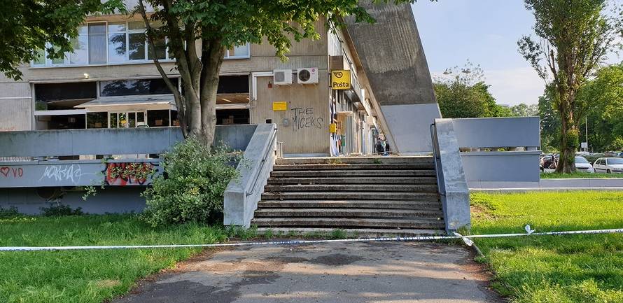 Snažan prasak probudio Siget: 'Dimilo se i popucala su stakla'