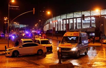 Bešiktašov član uprave ubijen u napadu bombama na stadion