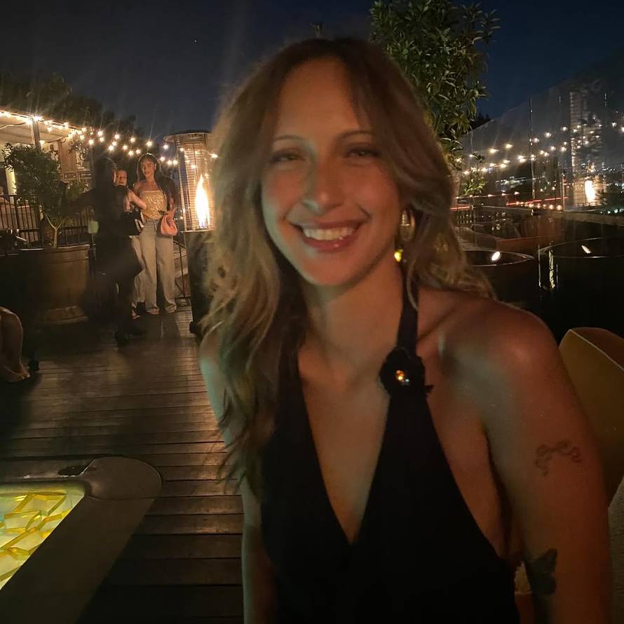 Ona je tajna polusestra slavnih modela! Gigi i Bella poručile: 'Obogatila je našu obitelj!'