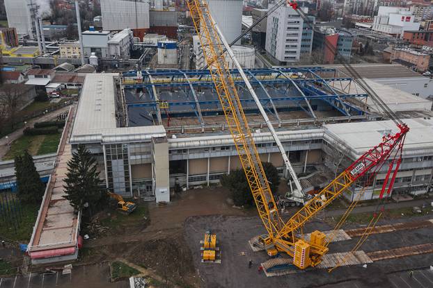 Zagreb: Najveća dizalica u gradu započela s radom 